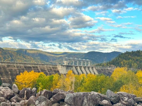 Nondestructive Evaluation of Concrete Dam in Quebec